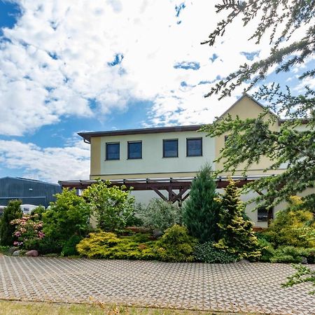 Pension Zum Reiterhof Schmogrow Экстерьер фото