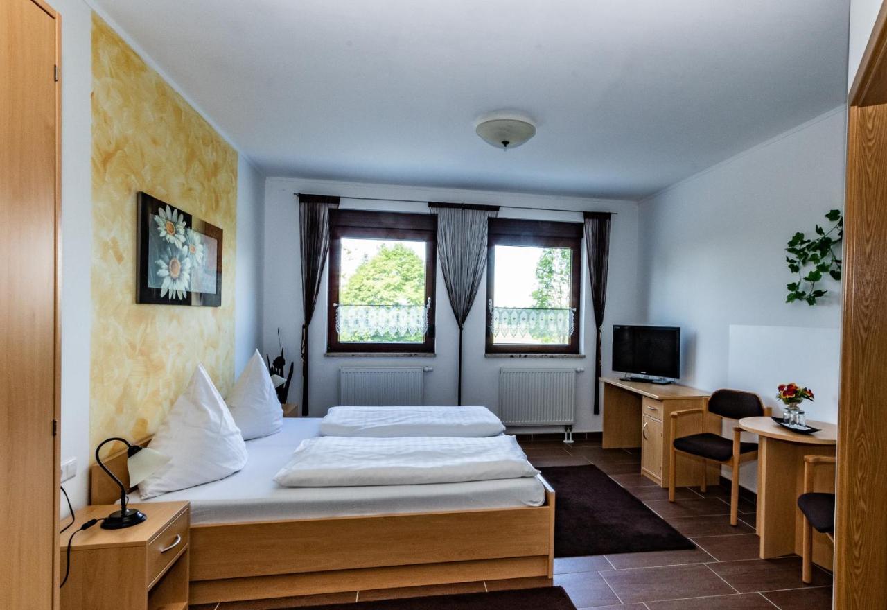 Pension Zum Reiterhof Schmogrow Экстерьер фото
