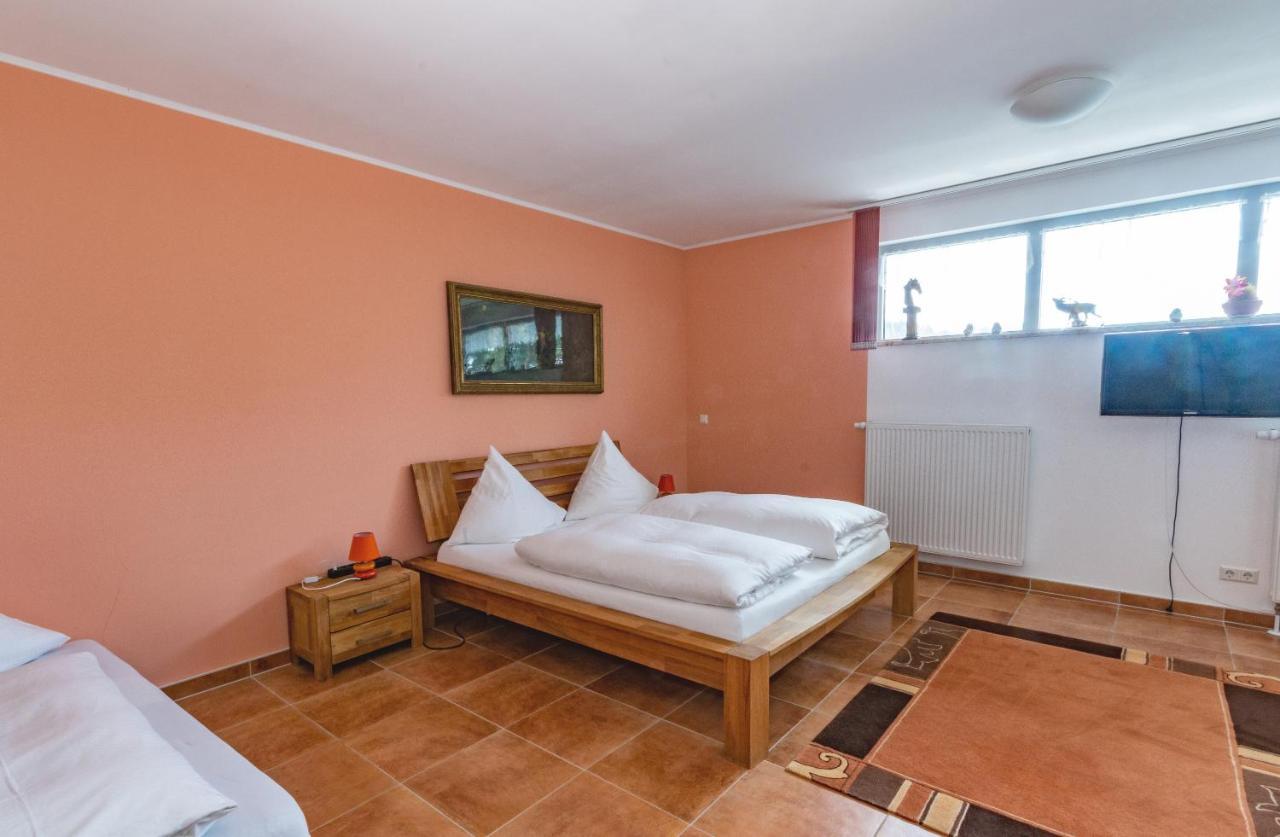 Pension Zum Reiterhof Schmogrow Экстерьер фото