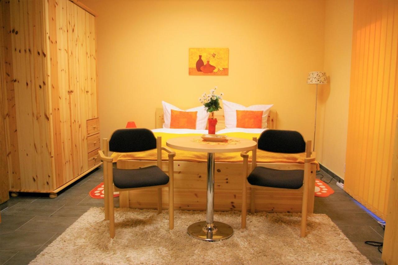 Pension Zum Reiterhof Schmogrow Экстерьер фото
