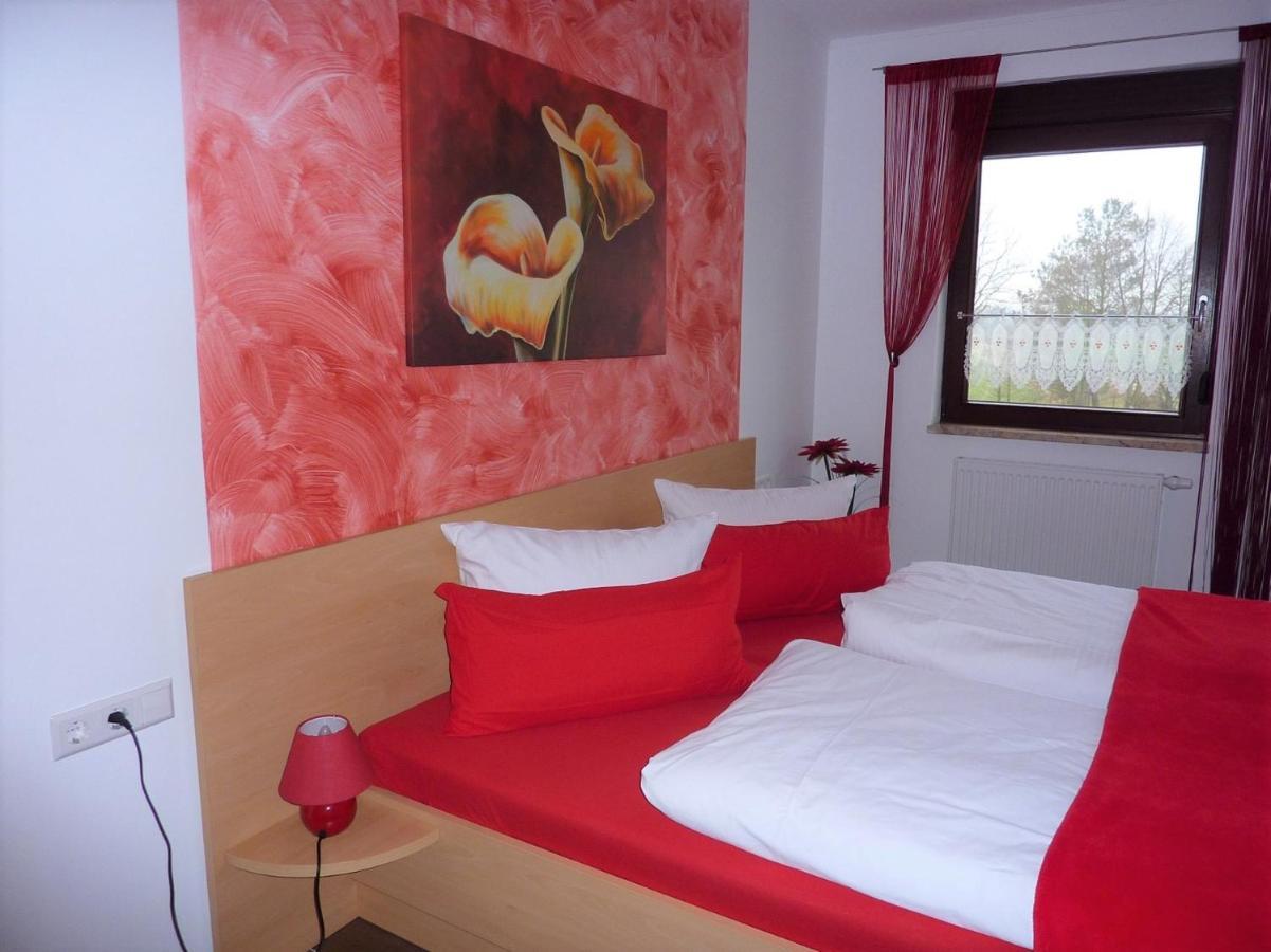 Pension Zum Reiterhof Schmogrow Экстерьер фото