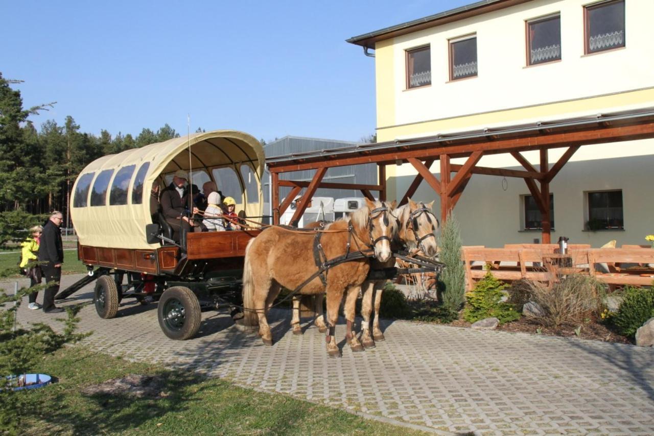 Pension Zum Reiterhof Schmogrow Экстерьер фото