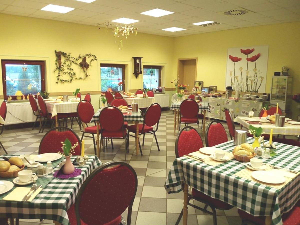 Pension Zum Reiterhof Schmogrow Экстерьер фото